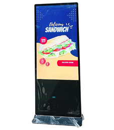 Màn hình LCD quảng cáo chân đứng 65 inch